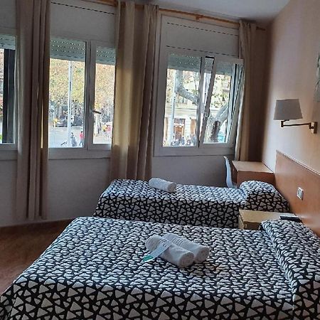 Hostal Rio De Castro Barcelona Eksteriør bilde