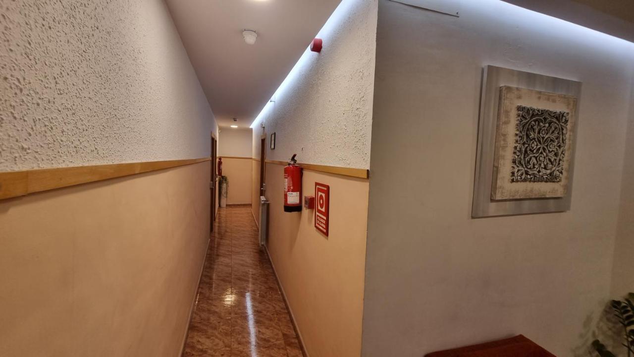 Hostal Rio De Castro Barcelona Eksteriør bilde