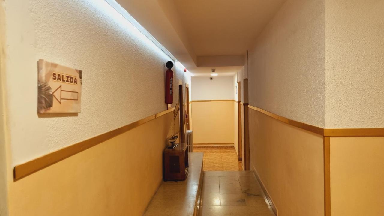 Hostal Rio De Castro Barcelona Eksteriør bilde