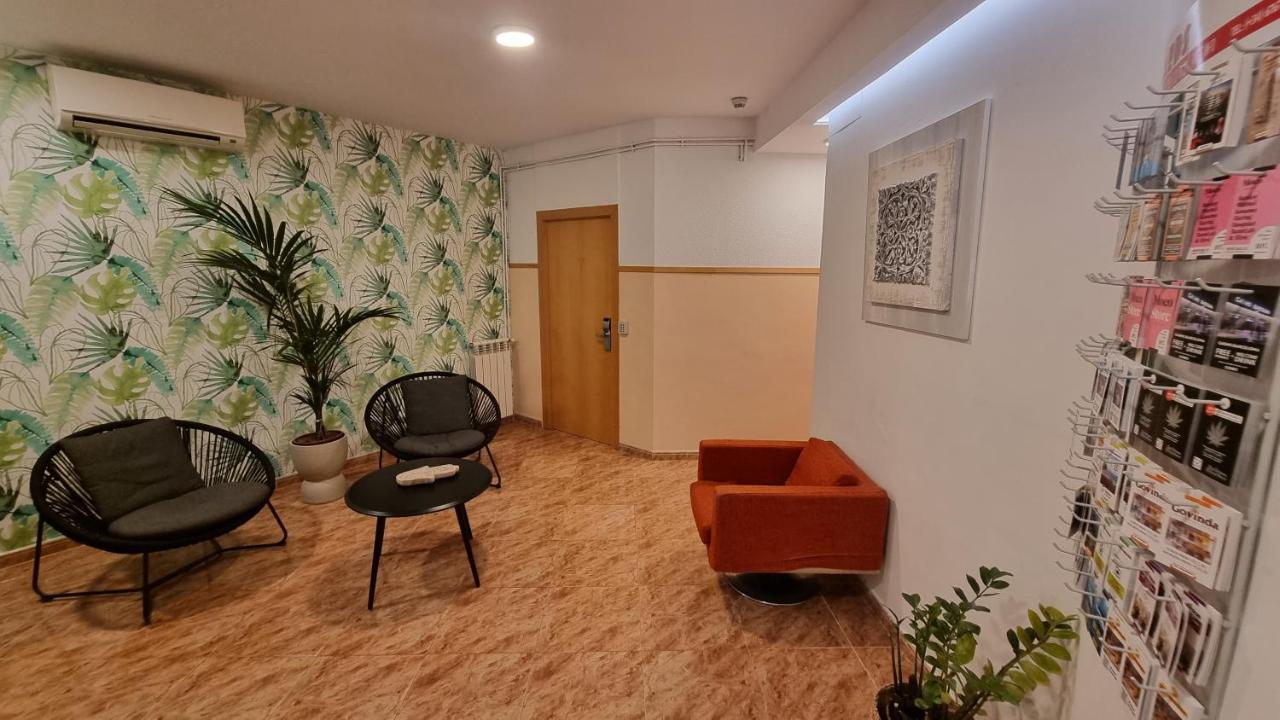 Hostal Rio De Castro Barcelona Eksteriør bilde