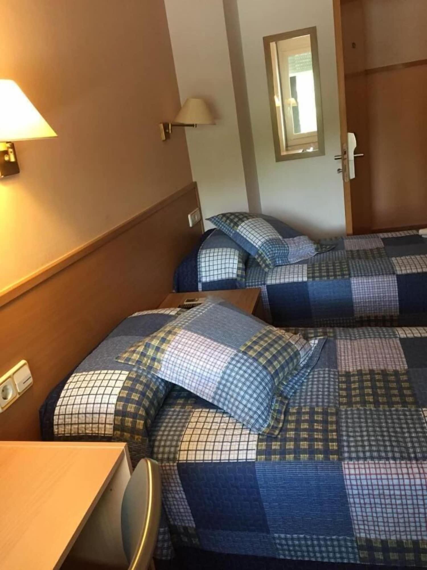 Hostal Rio De Castro Barcelona Eksteriør bilde