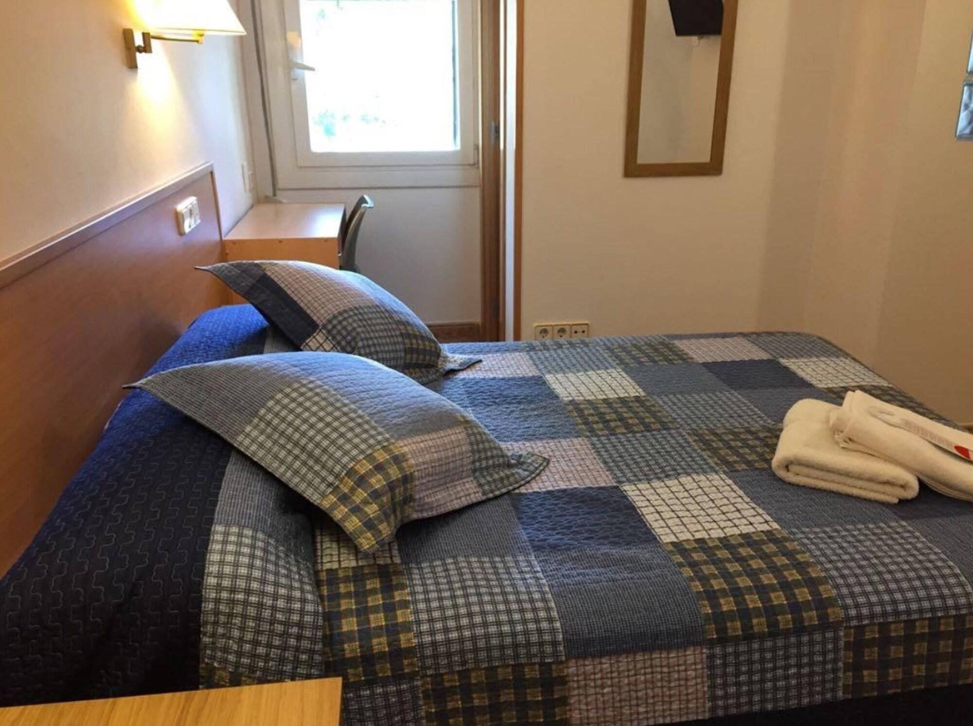 Hostal Rio De Castro Barcelona Eksteriør bilde