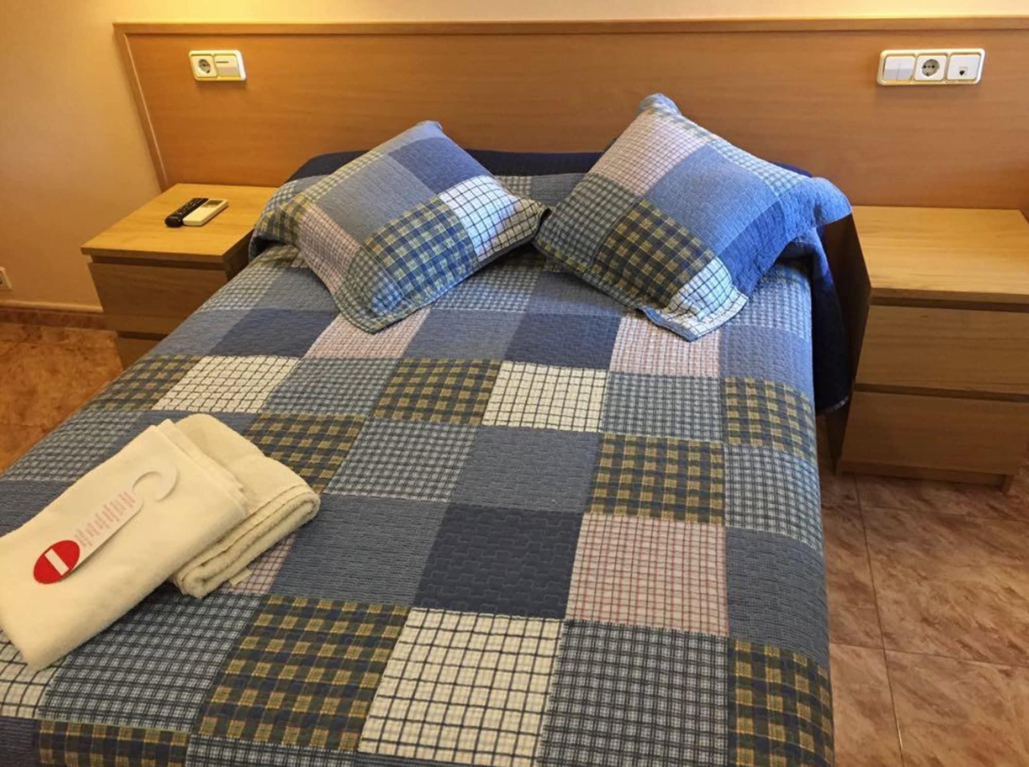 Hostal Rio De Castro Barcelona Eksteriør bilde