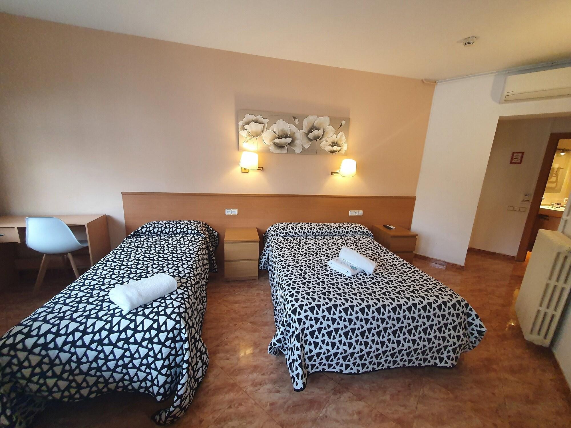 Hostal Rio De Castro Barcelona Eksteriør bilde
