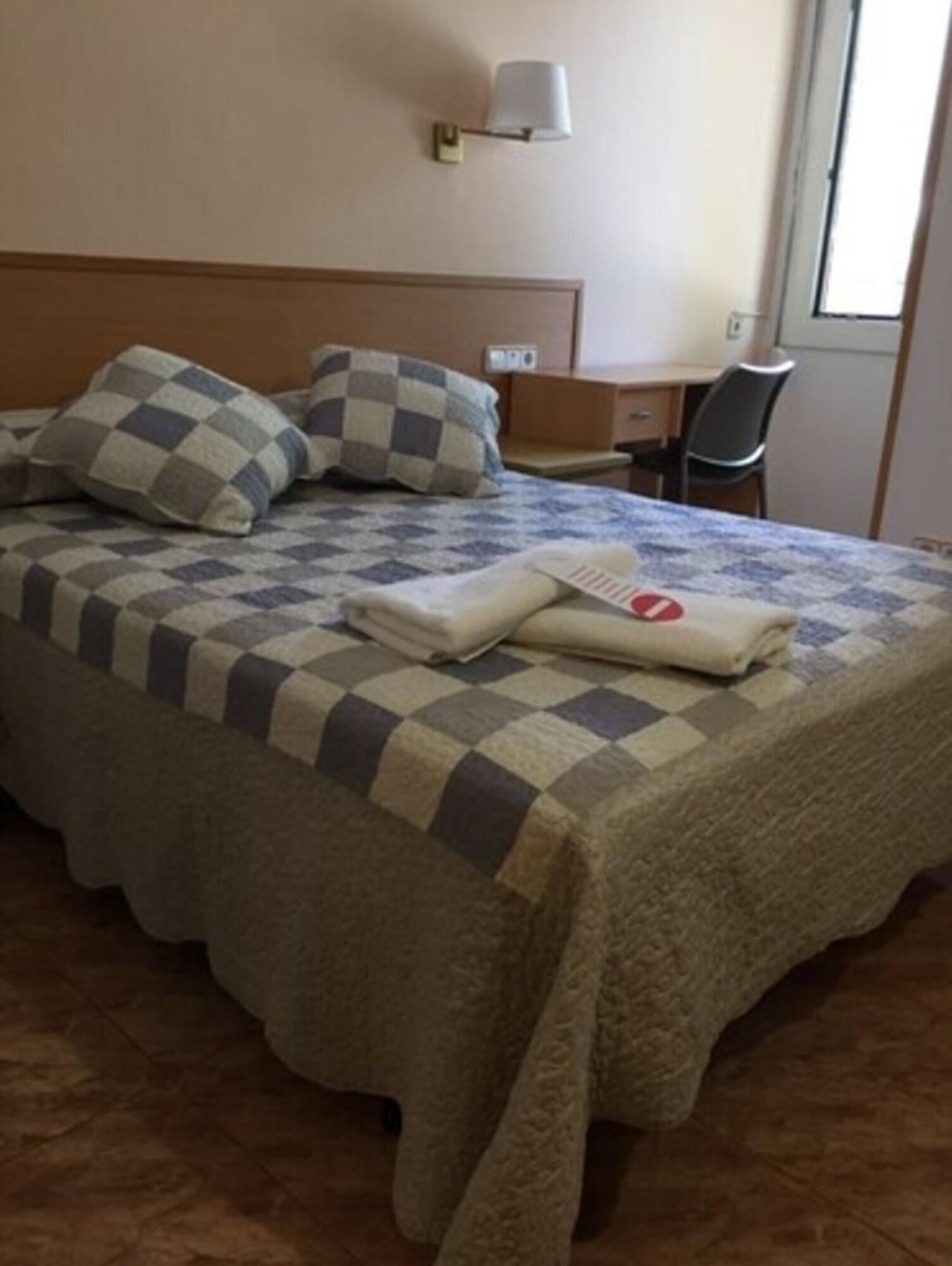 Hostal Rio De Castro Barcelona Eksteriør bilde